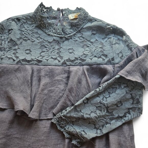 Entro NWT Womens Medium Lace Bodice Dress With Ruffle Front and Lace Sleeves - Picture 5 of 7